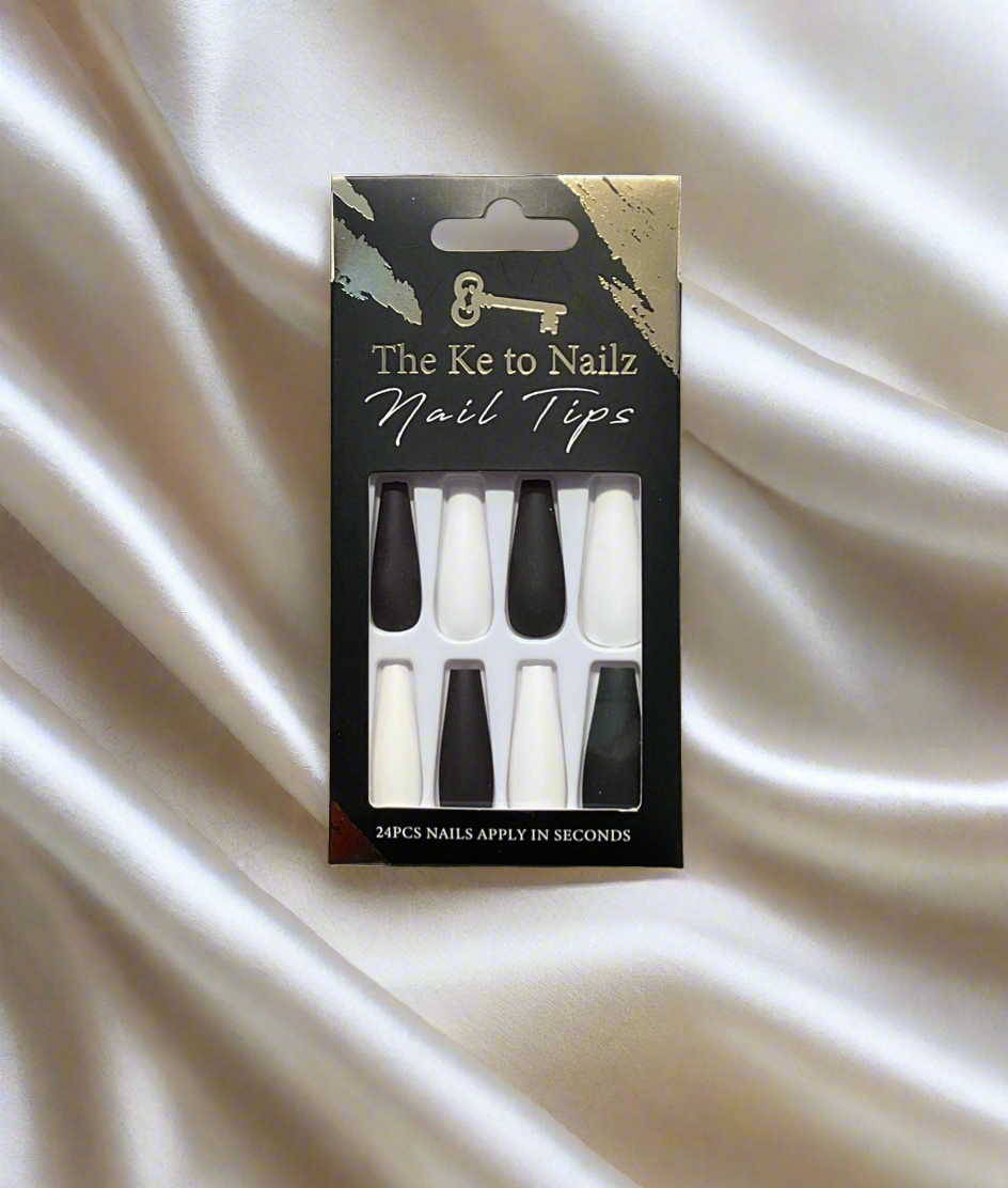 Matte Black & Glossy White Press-On Nails – 24 Piece Set