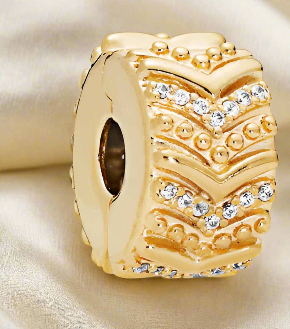 Gold V Pattern Sparkle Clip Charm