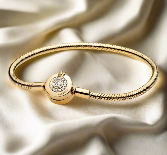 Gold Moments Sparkling Crown O Snake Chain Bracelet